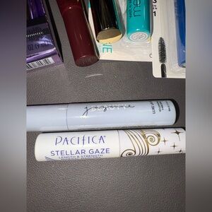 NWOT Unopened Mascara Set